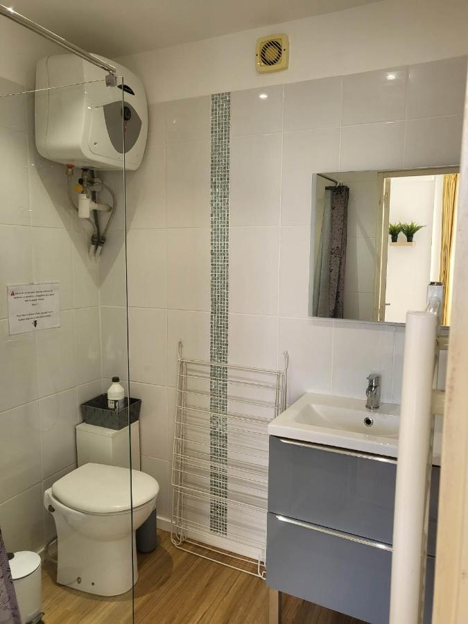 Studio Sur Le Port De Тулон Экстерьер фото