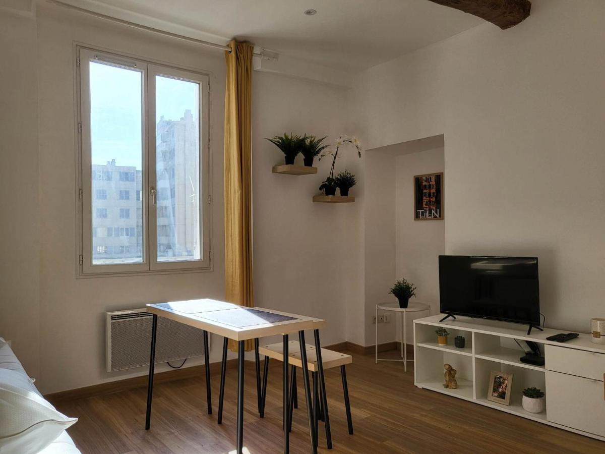 Studio Sur Le Port De Тулон Экстерьер фото